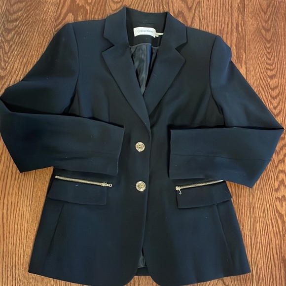 Calvin Klein women’s black blazer with 2 gold button closure gold zip pockets 4 - Picture 11 of 11